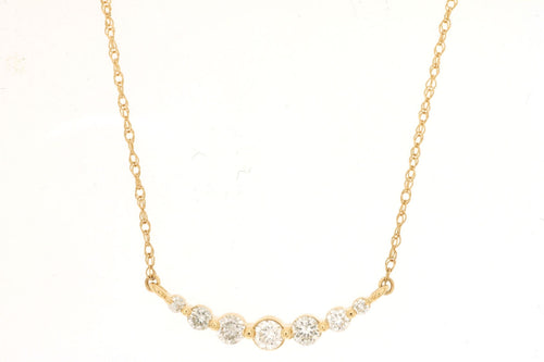 14KY 0.25CTW Diamond Curved Pendant