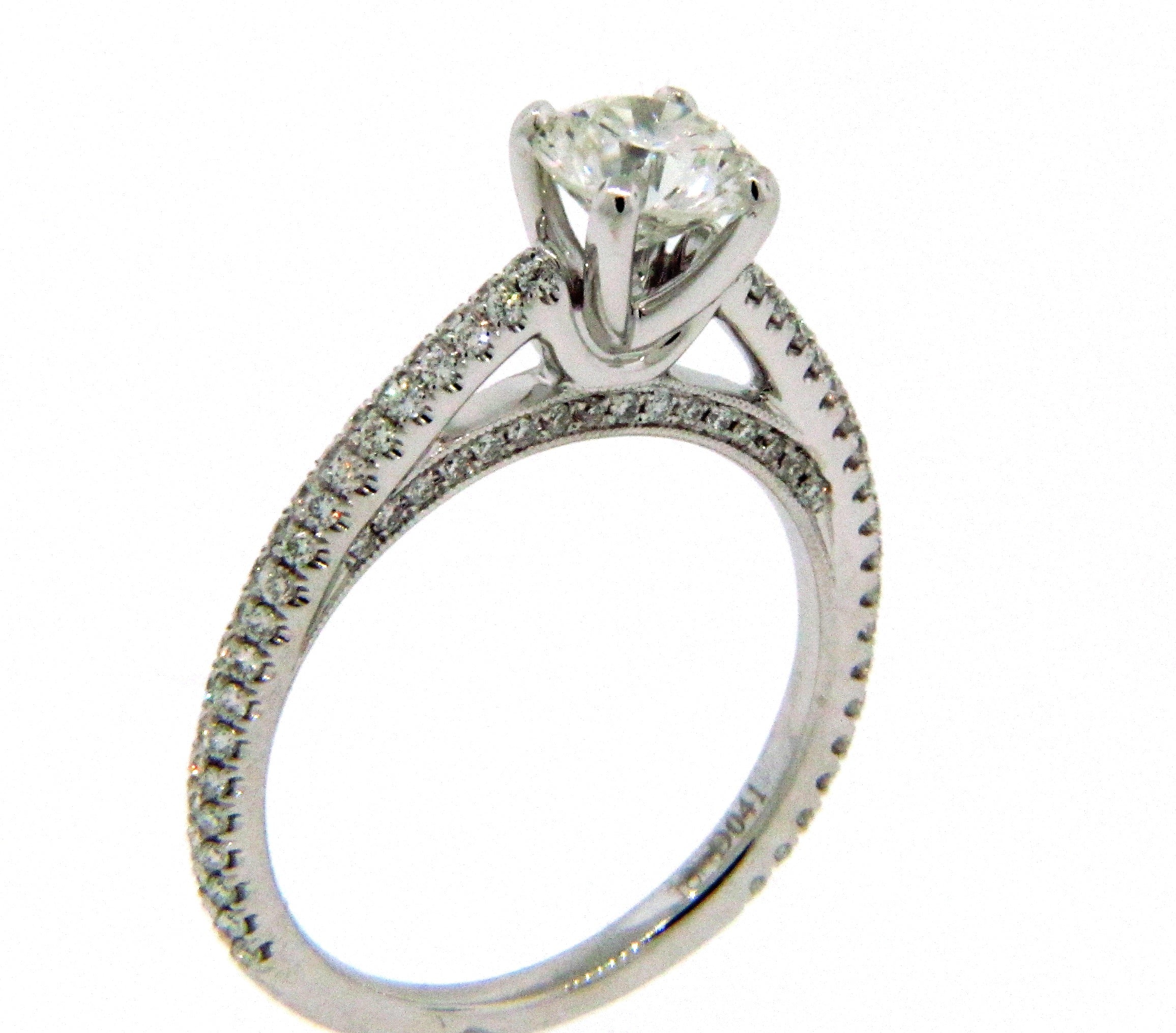 18KW Diamond Engagement Ring